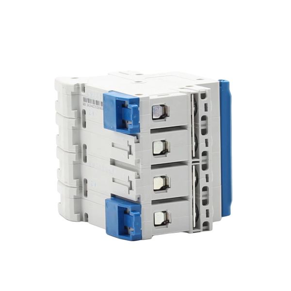 DIN Rail Mount Miniature Pv Dc Circuit Breaker 32a 1p 2p 4p 500v Photovoltaic Breaker