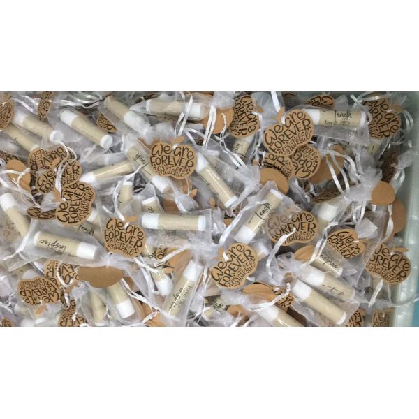 Создание программы-оболочки подарка рождества SPF 15 взрослым органическим ясным благоуханием бальзама губы свободное