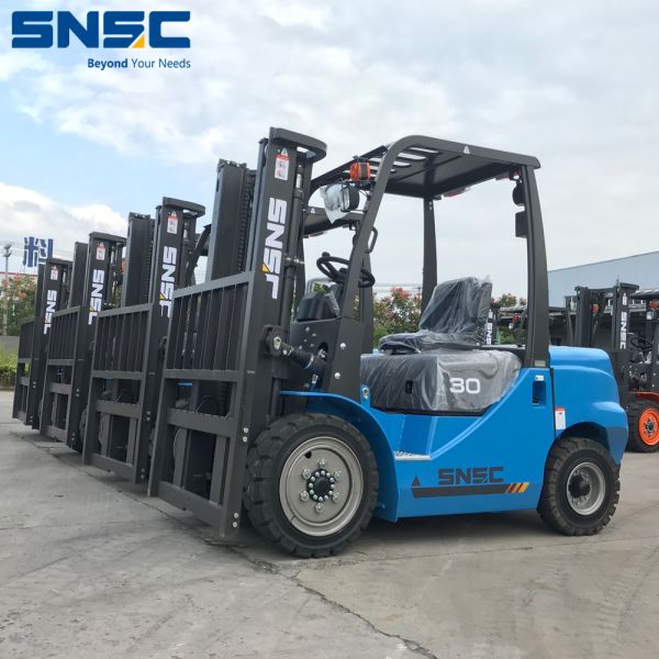 BOXINHUASHENG Гидравлический насос 4x4 вилочный погрузчик для грубой местности мощностью 3,5 тонны