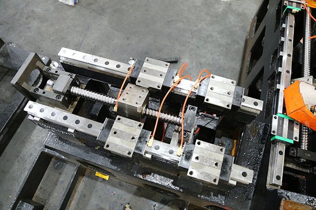 Machine à scie circulaire CNC de 90 mm 11 kW en acier au carbone