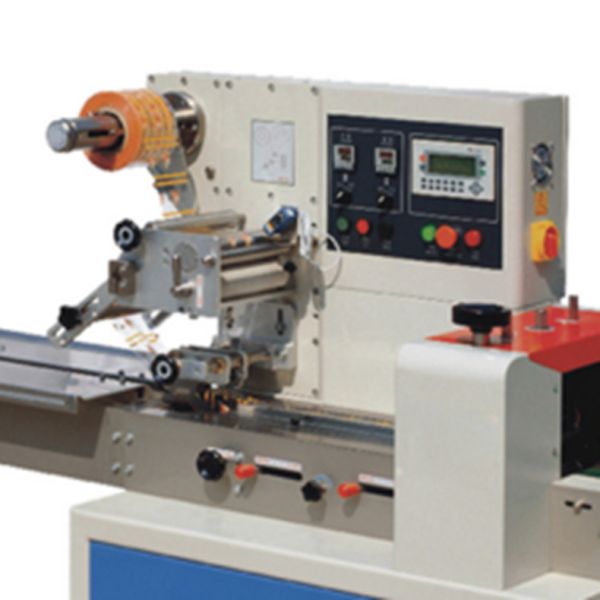 Fully automatic hardware toy accessories packaging machine disposable mask packaging machine