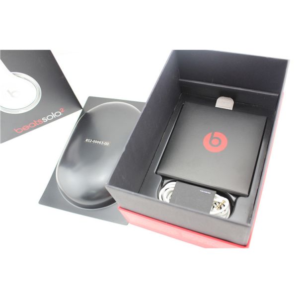 BRAND NEW BEATS BY DR. DRE SOLO2 WIRED ON EAR HEADPHONES HEADSET SEALED white come from http://www.dhgate.com/store/2005
