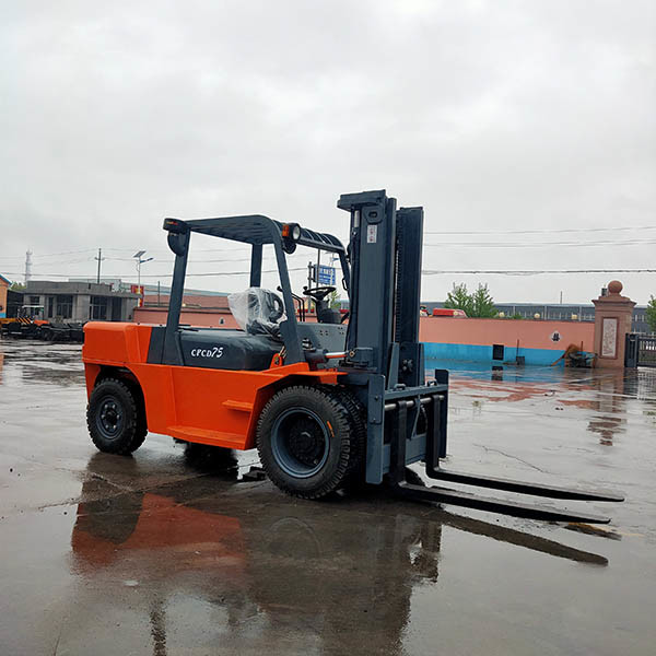 7500kg-8000kg Diesel Forklift Truck Chinese Diesel Engine Forklift