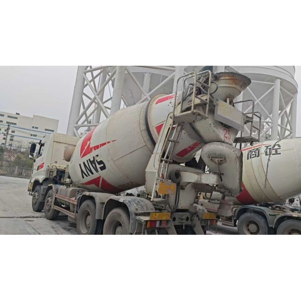 2020 Sany auto-fabriqué châssis 12 cube camion mélangeur National V émission avec du matériau de tambour en acier et 13700kg de poids