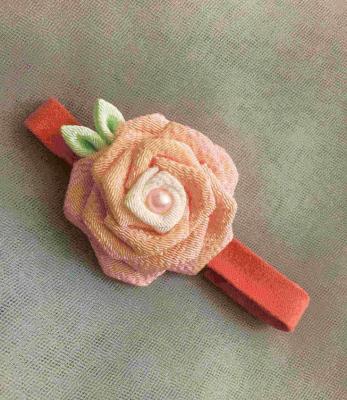 Durable Beautiful Cute Dog Collars , Flower Dog Collar With Safety Buckle