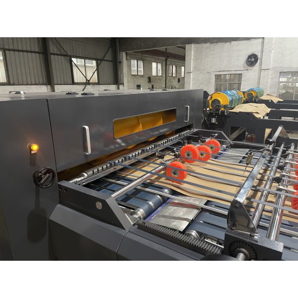 JIGUO   ZWC-1700-2 Paper Sheeter Cutter Machine,Maximum cutting meter speed:300m/min,Power supply:AC380V/220Vx50HZ,Cutting accuracy:+/-0.4mm