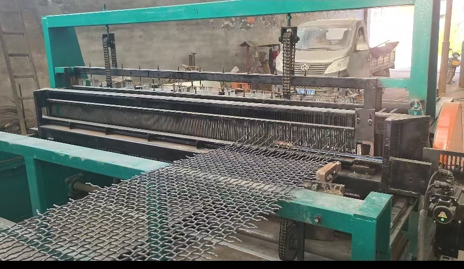 Fully automatic CNC knitting machine(0.75-2.5MM)