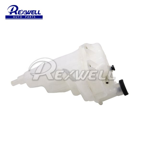 Auto Diesel refrigerante radiador de desbordamiento de la botella del tanque de reserva OEM 16470-0L082 Para TOYOTA JP