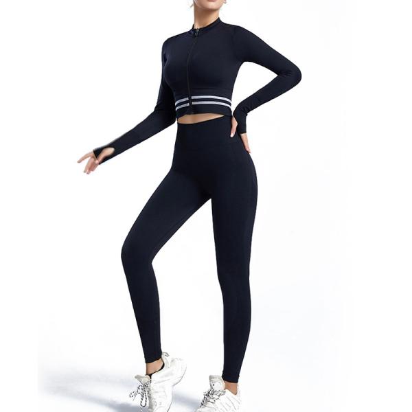 Conjunto de roupas esportivas femininas com logotipo personalizado de fábrica e ajuste fino e respirável