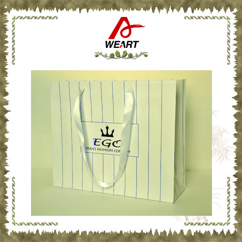 Reasonable Personalized Colored Paper Gift Bags Hot Stamping Matt Lamination