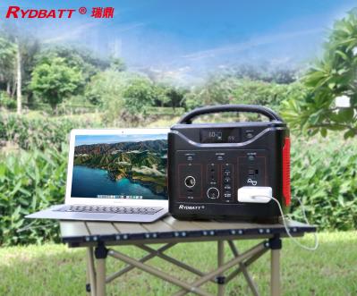600Wh EU Adapter Portable Power Station MPPT Controller For Camping