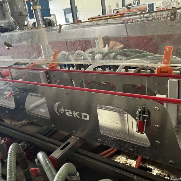 1 Cavity PVC Extrusion Mould for Customized Product Size and Specifications