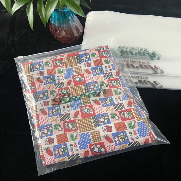 In September, we purchased custom-sized zipper bags, eco-friendly plastic recycled clothing, bikinis and moisture-proof shoes for the festival