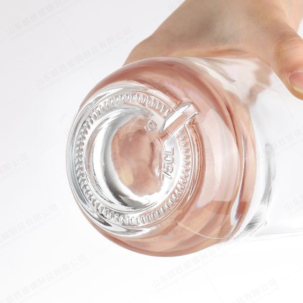 Customized 500ml 750mL 1000ml Transparent Thick Bottom Glass Wine Bottle with Cork