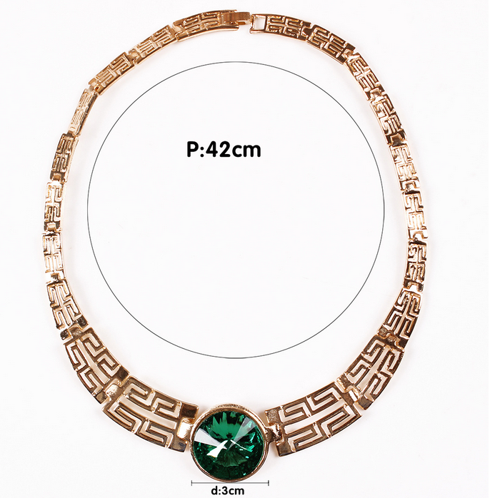 Retro exaggerated personality gem hollow alloy necklace