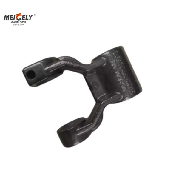 LG9704520029 Spring Shackle For HOWO Trucks  Parts