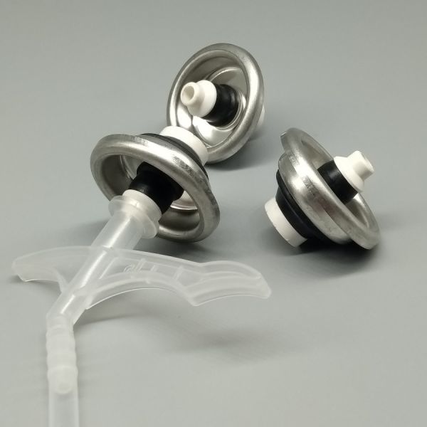 Valve de pulvérisation de mastic polyuréthane avancé avec débit de distribution constant