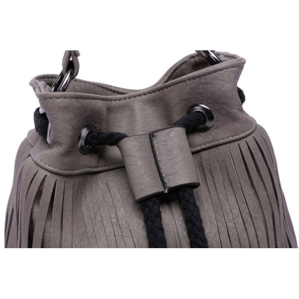 2016 summer new Korean version of Mobile Messenger bag fashion wild tassel bucket Ms. influx of women