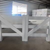 Eco Friendly Vinyl Horse Rail Fence Easy To Install Long Lasting Vinyl Equestrian Fencing