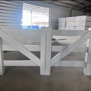 Eco Friendly Vinyl Horse Rail Fence Easy To Install Long Lasting Vinyl