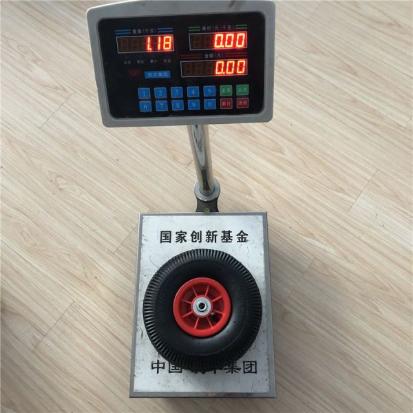 350-4 10 Inch Solid Rubber Wheels Plastic Rim