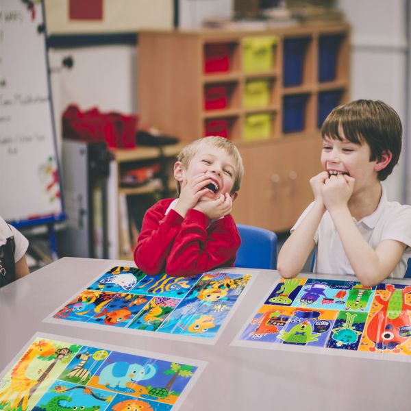 Устранимая липкая ручка экстракласса таблицы на устанавливает циновки для младенца в 3 дизайнах