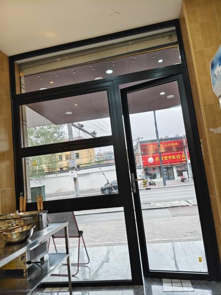High Humidity Folding Windows - Mold-Resistant Seals
