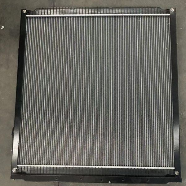 Радиатор 712W06100-0005 HOWO Части для грузовиков Интеркулер WG9925530136 WG9925530137 Водяной бак