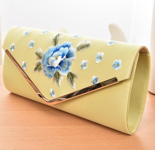 Women's floral embroidery evening bag clutch bag handbag retro national wind 2016 new spring models handbags