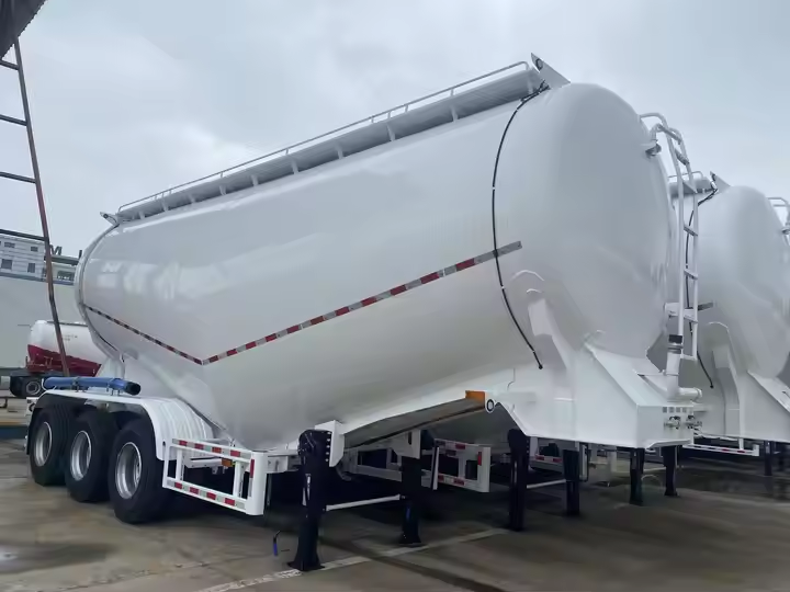 CIMC 3 axes Cisterne de poudre à haute résistance avec unité moteur diesel Semi-remorque
