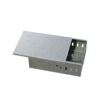 Plateau de gestion des câbles perforés Solution de gestion des câbles d'acier flexible d'aluminium de 100 mm Side Rail