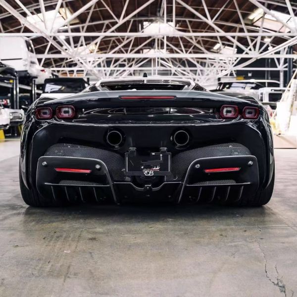 SF90 Ferrari Carbon Fiber Body Kit 1016 Style Front Lip Air Intake Black Spoiler Fender