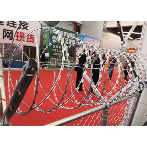 500mm Coil Diameter Galvanized Concertina Barbed Wire