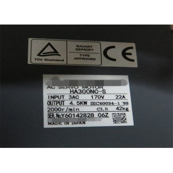 Electric 3 Phase AC 4.5 KW Servo Motor Mitsubishi For M500 Series HA300NC-S