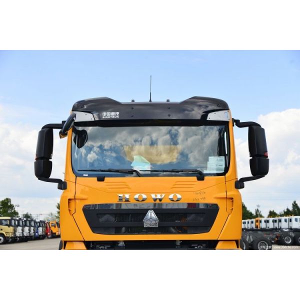 SinotruK HOWO TX 400 HP 6X4 6.3m Dump Truck 12 Forward Shift Number 2 Passengers