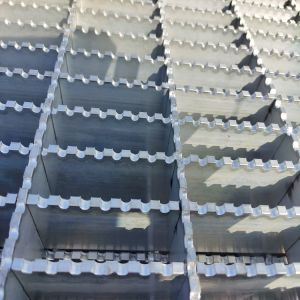 Bright Modern 900mm Wide Aluminum Air Grating Aluminum Steel Grating