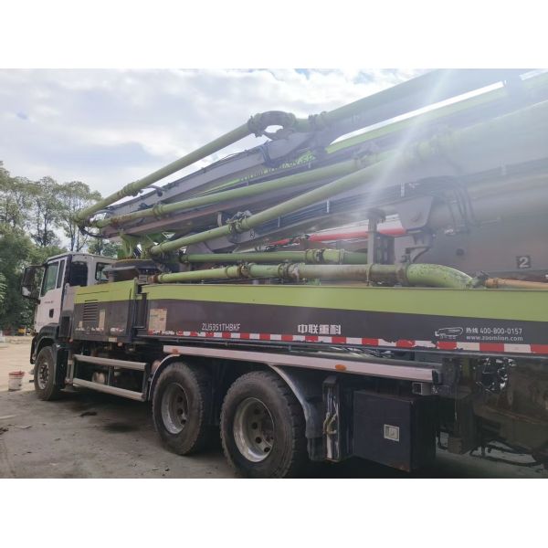 Used 2022 ZOOMLION 49M Concrete pump using SITRAK chassis