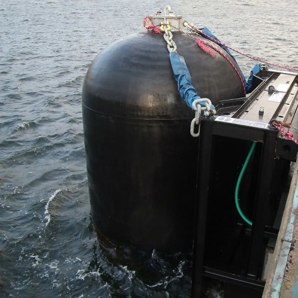Durable Rubber Construction Underwater Fender Excellent Energy Dissipation Weatherproof