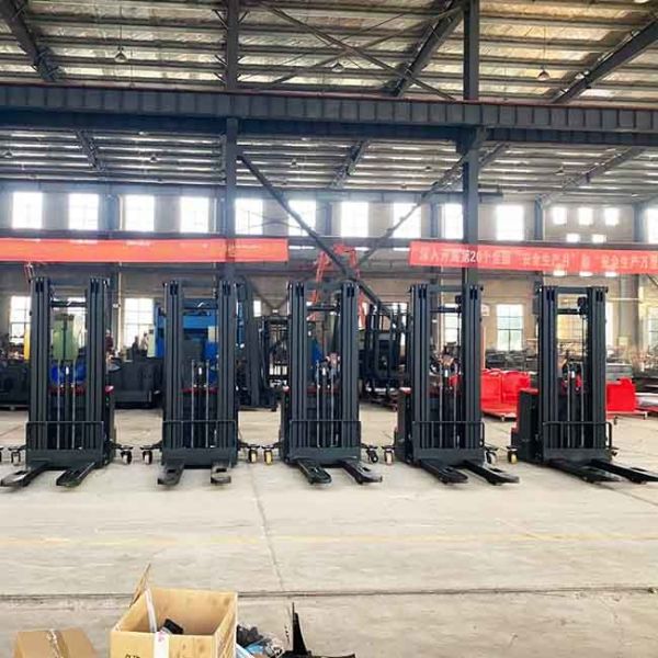 4.5m Mast Battery Pallet Stacker 3 Stage Battery Operated Stacker