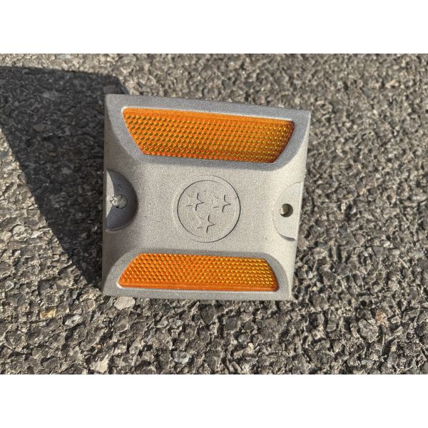10x10cm Filling Sand Reflective Cat Eye Single/Two Sides Reflector Road Stud White Road Marker