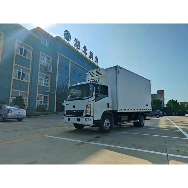 SINOTRUK Refrigeration Unit Truck 4x2 5ton Euro 3 SCS5043XLC