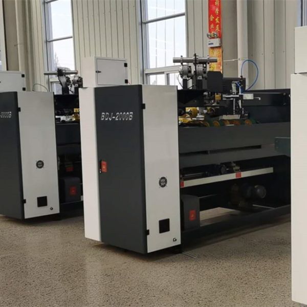 Часть модельного двойного сервопривода машины 2000 Semi автоматической коробки коробки шить одиночная