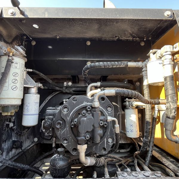 Used Volvo EC290 Excavator 153KW Powerful VolvoD7D Engine 1.3m3 Bucket Capacity