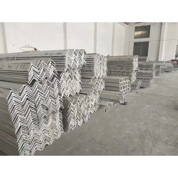 Hot Rolled 304 316L Stainless Steel Angle Bar with Bright Surface Finish