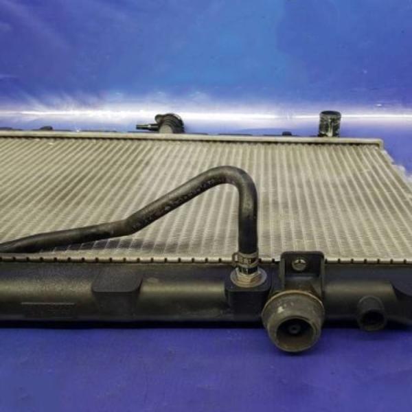 High Quality Auto Parts Radiator 21460-4J600