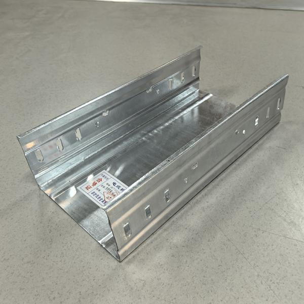 Silver Finished Hot Dipped Galvanized Cable Tray 1.0mm-2.5mm Thickness Heavy Duty Load Capacity