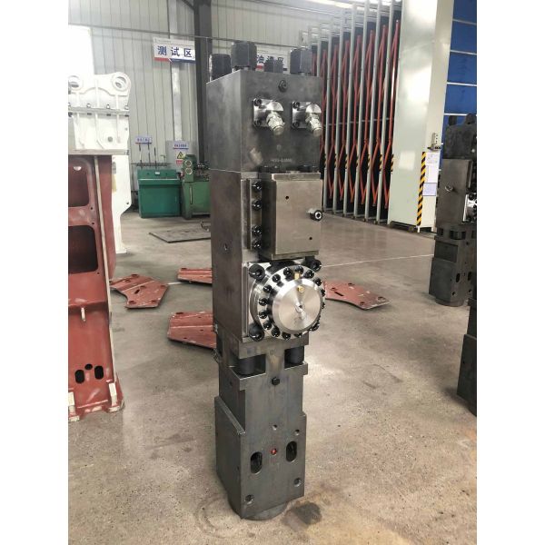 Construction en mouvement de terre Corps principal du disjoncteur hydraulique SB81A SB121 SB151 Avec poids du produit 870 KGS