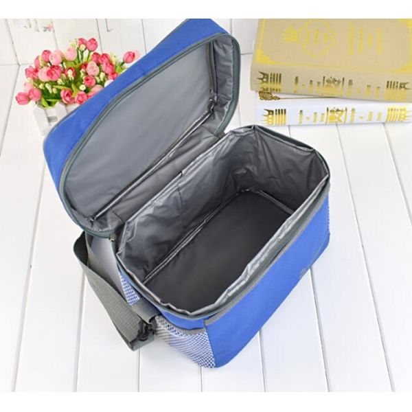 Color azul puro aislado congelado cerveza de las 12 bolsas de asas más frescas de las latas para la familia