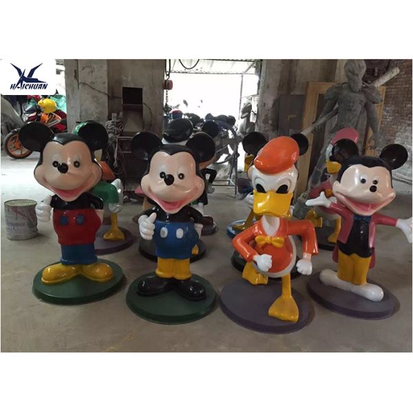 Outdoor 1.6 Meters High Fiberglass Cartoon Statues For City Square Decoration