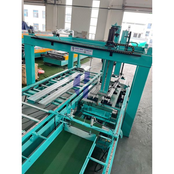 Servo Arc Steel Sheet Shearing Machine Strong Stability And Easy Maintenance For Metal Coil Cutting